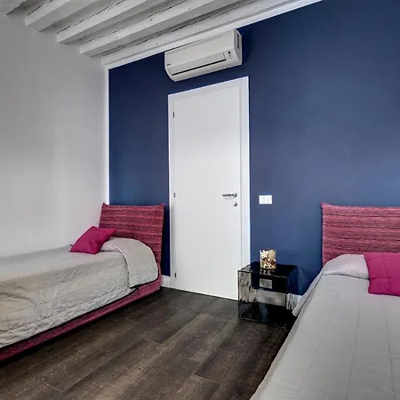Biennale Superior By Wonderful Italy شقة *