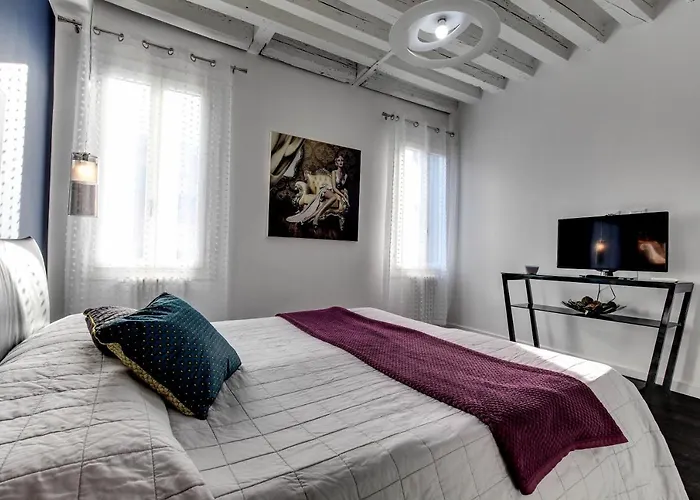 Biennale Superior By Wonderful Italy Venezia