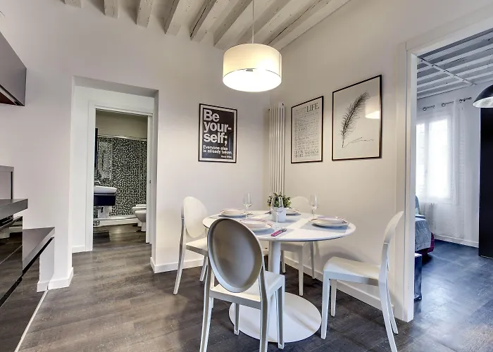 Biennale Superior By Wonderful Italy Venezia